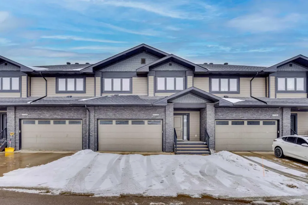 208 Sparrow Hawk Drive Fort Mcmurray AB T9K 0Y8