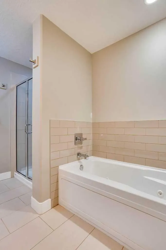 208 Sparrow Hawk Drive Fort Mcmurray AB T9K 0Y8