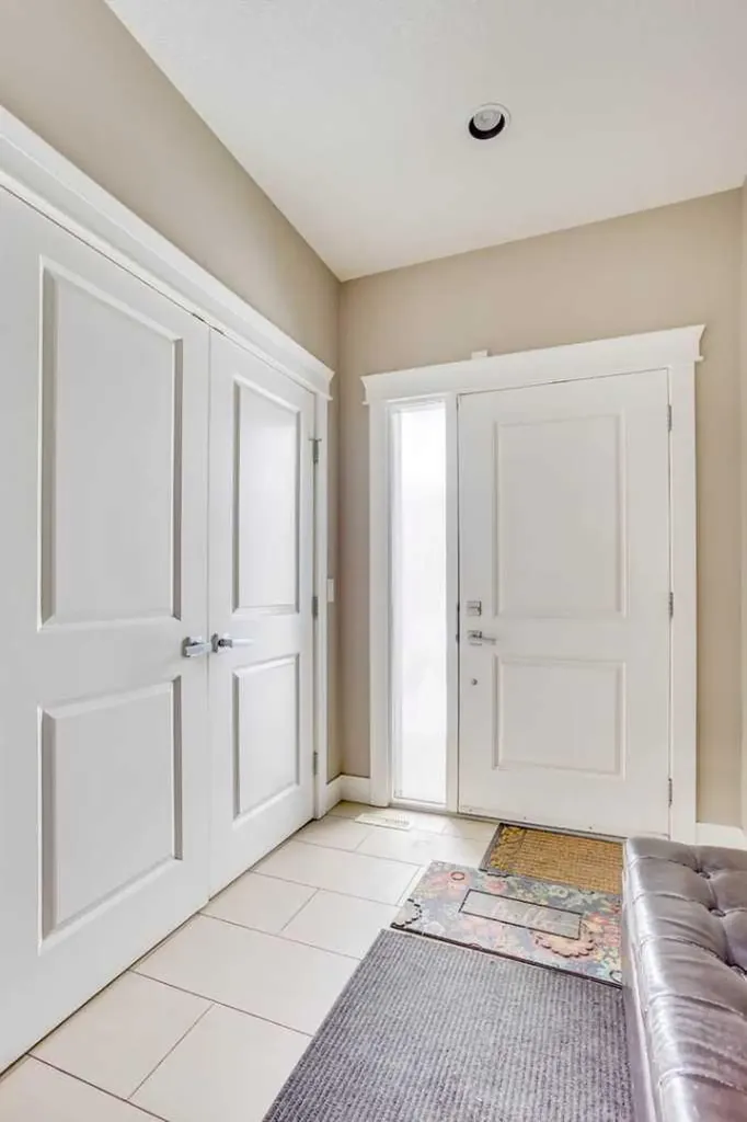 208 Sparrow Hawk Drive Fort Mcmurray AB T9K 0Y8