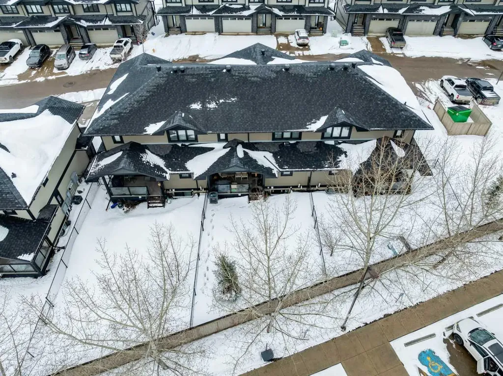 208 Sparrow Hawk Drive Fort Mcmurray AB T9K 0Y8