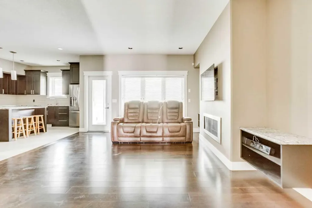 208 Sparrow Hawk Drive Fort Mcmurray AB T9K 0Y8
