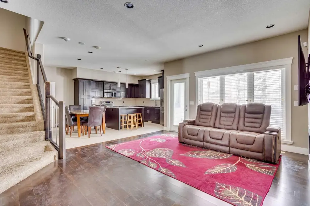208 Sparrow Hawk Drive Fort Mcmurray AB T9K 0Y8
