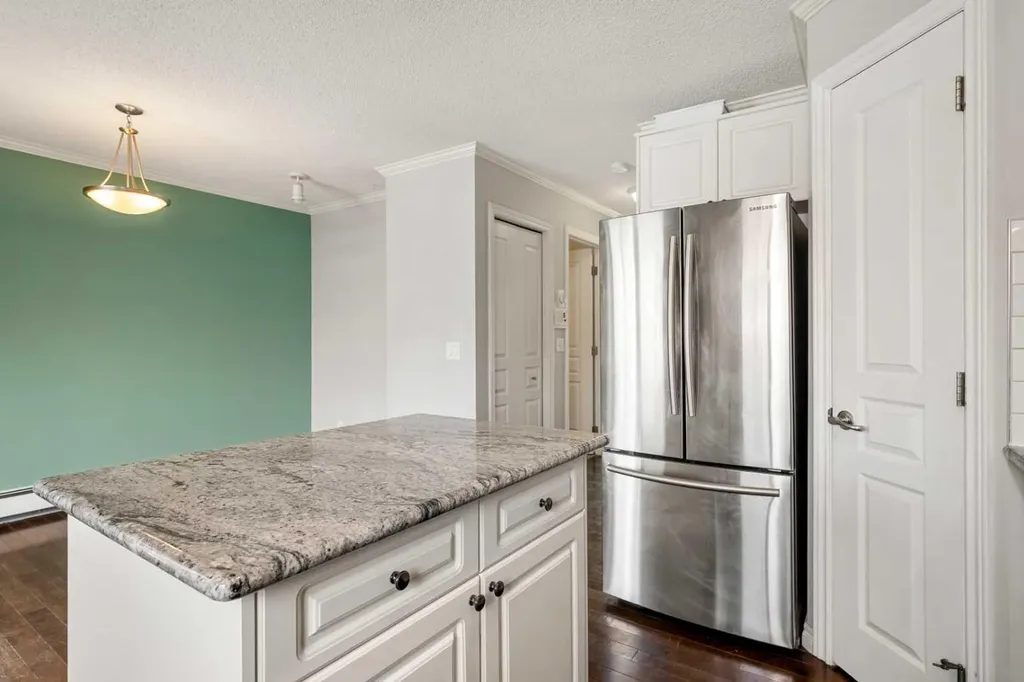1503 11 Street SW Calgary AB T2R 1R3
