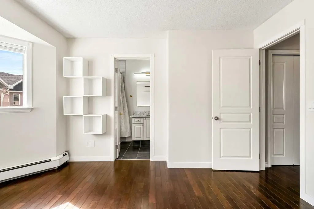 1503 11 Street SW Calgary AB T2R 1R3