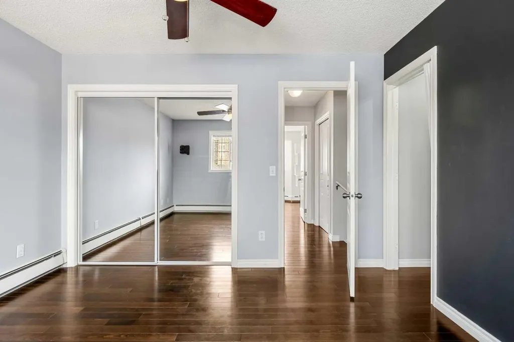 1503 11 Street SW Calgary AB T2R 1R3