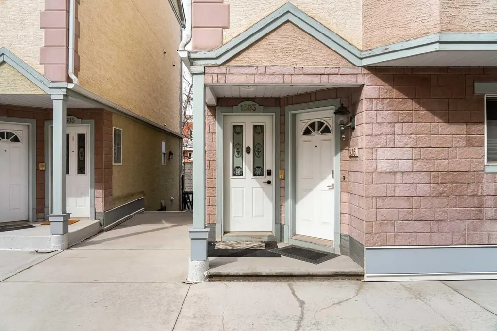 1503 11 Street SW Calgary AB T2R 1R3