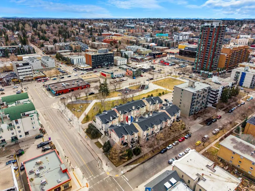 1503 11 Street SW Calgary AB T2R 1R3
