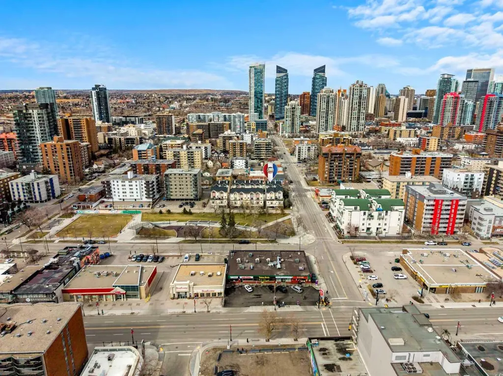 1503 11 Street SW Calgary AB T2R 1R3