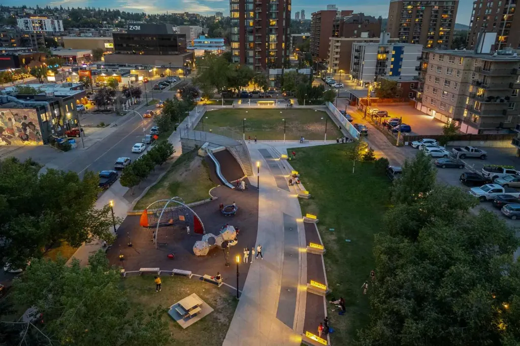 1503 11 Street SW Calgary AB T2R 1R3