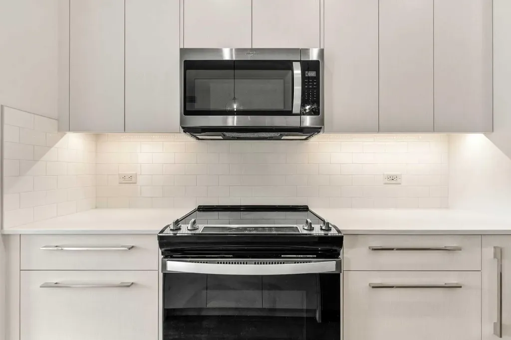 395 Skyview Parkway NE Calgary AB T3N 2K1