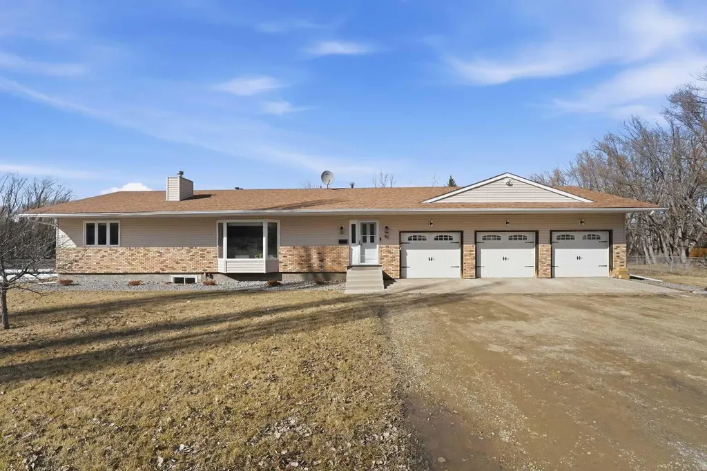 #80 C & E Trail 39235 Trail Rural Red Deer County AB T4S 2A7