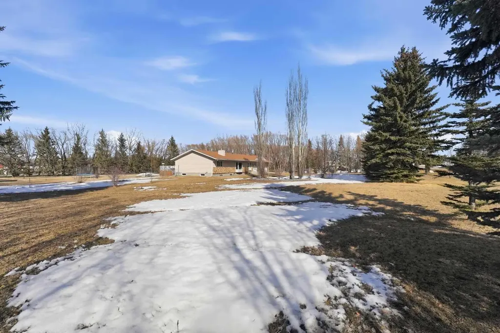 #80 C & E Trail 39235 Trail Rural Red Deer County AB T4S 2A7
