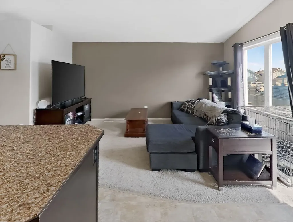 711 Sunset Place Coaldale AB T1M 0C5