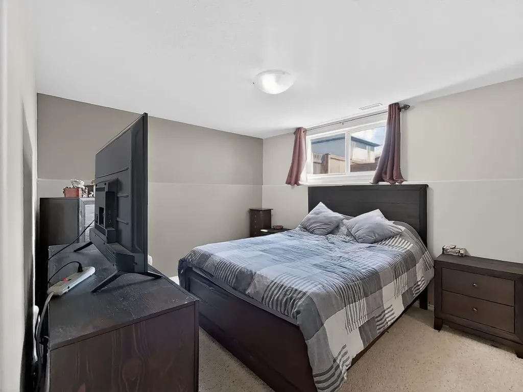 711 Sunset Place Coaldale AB T1M 0C5