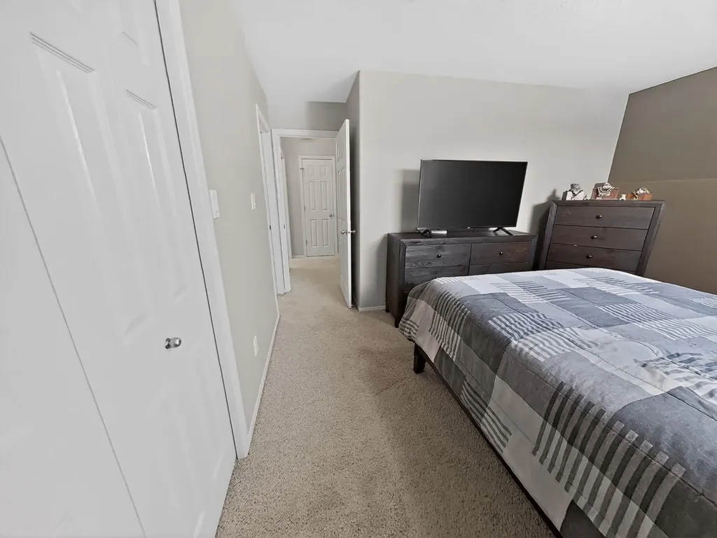 711 Sunset Place Coaldale AB T1M 0C5