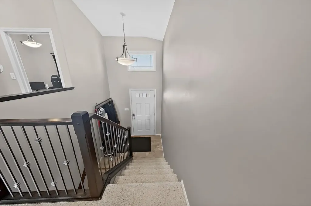 711 Sunset Place Coaldale AB T1M 0C5