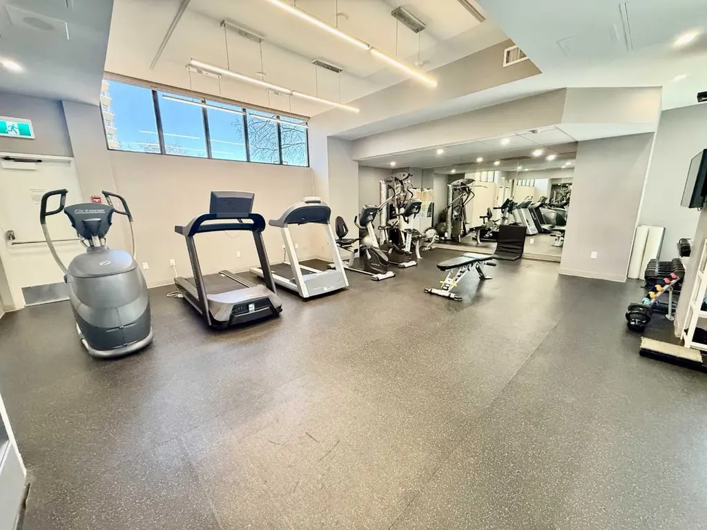 318 26 Avenue SW Calgary AB T2S 2T9