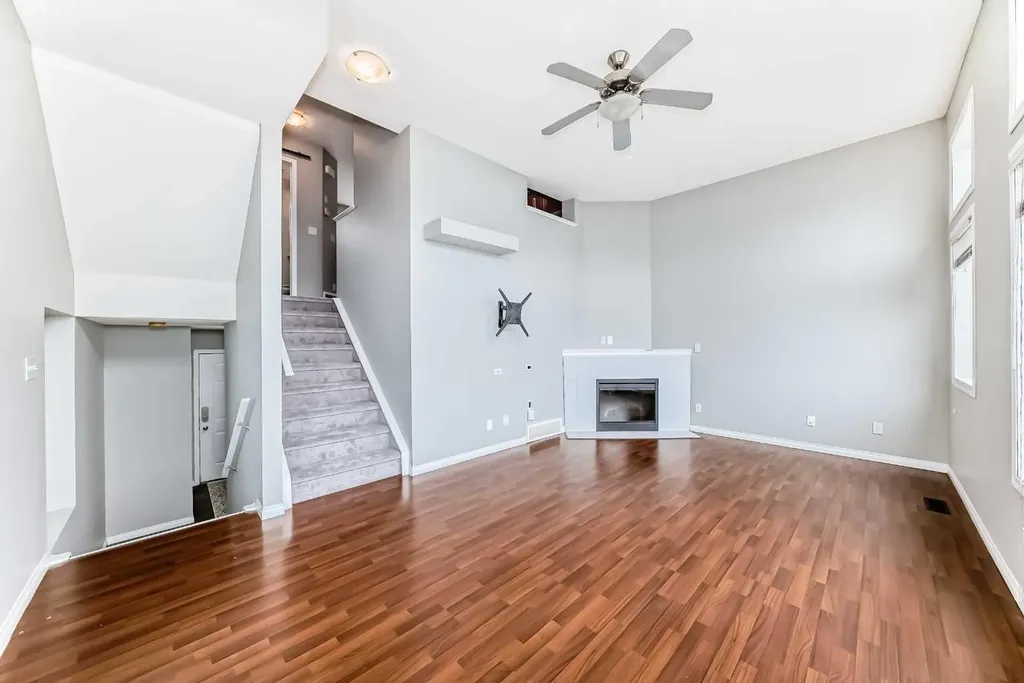 17 Copperfield Court SE Calgary AB T2Z 4Z3