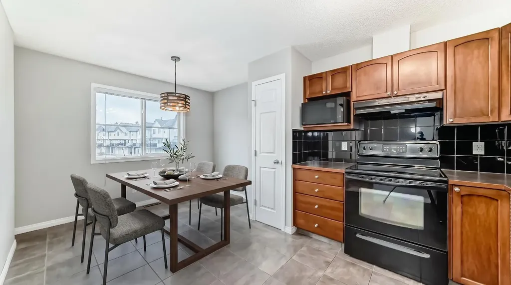 17 Copperfield Court SE Calgary AB T2Z 4Z3
