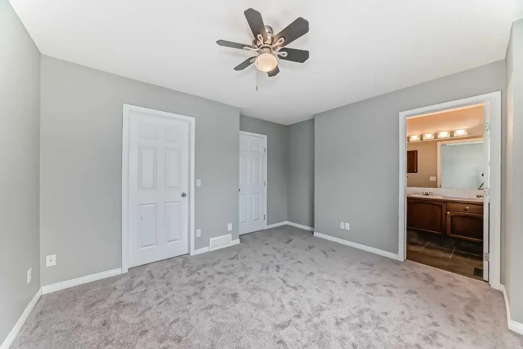 17 Copperfield Court SE Calgary AB T2Z 4Z3