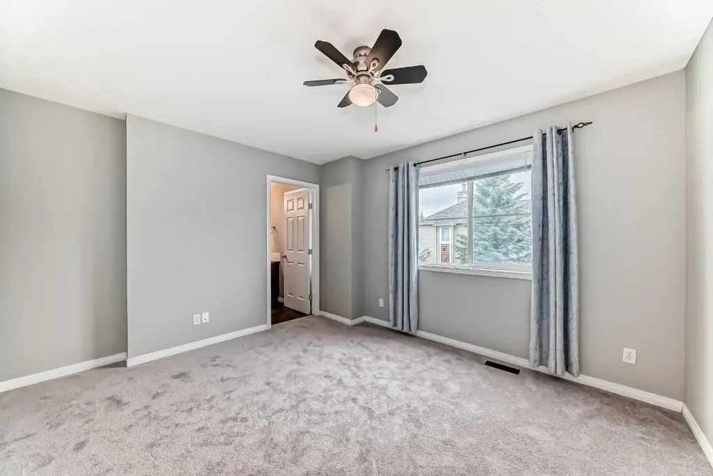17 Copperfield Court SE Calgary AB T2Z 4Z3