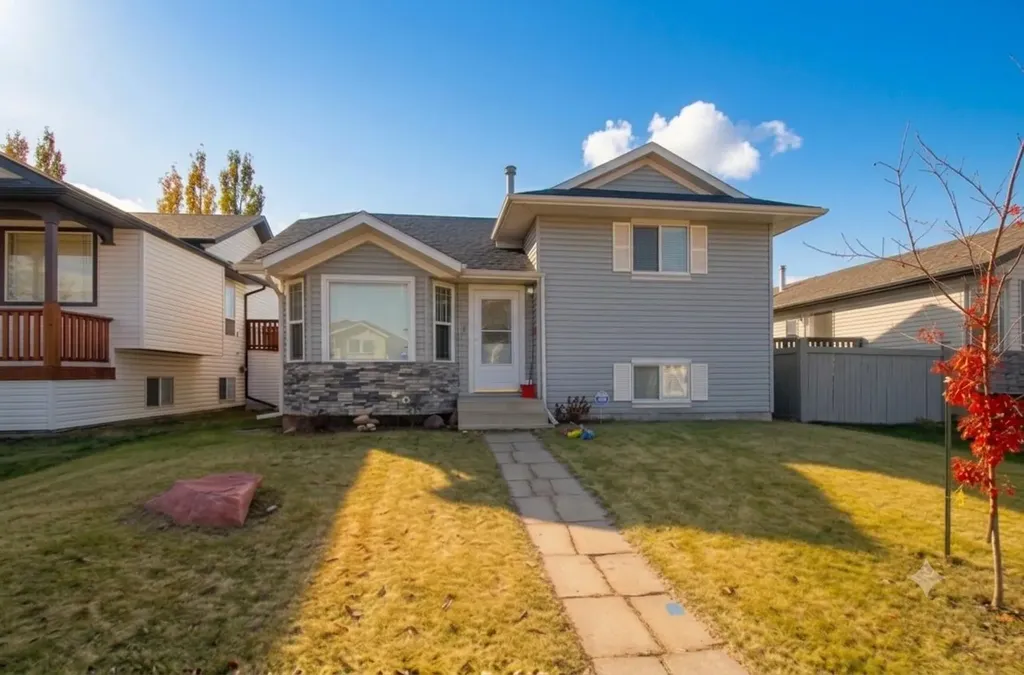 108 Pinnacle Boulevard Grande Prairie AB T8W 2V7