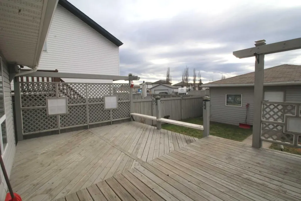 108 Pinnacle Boulevard Grande Prairie AB T8W 2V7