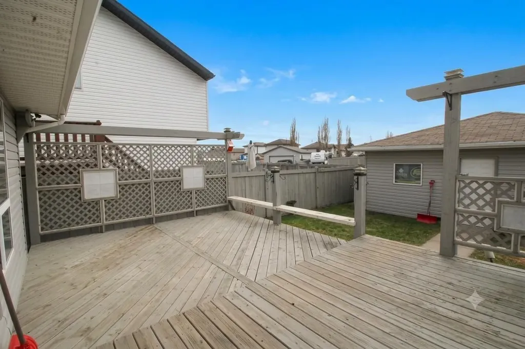 108 Pinnacle Boulevard Grande Prairie AB T8W 2V7