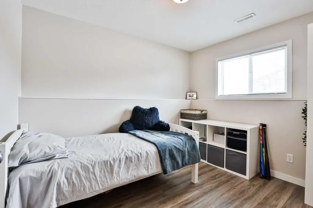 47 Highlands Place W Lethbridge AB T1J 4Y3