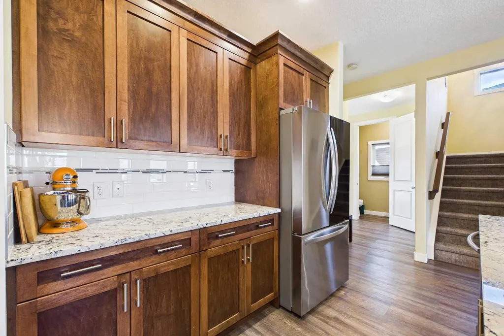 1910 High Park Circle NW High River AB T1V 0E7