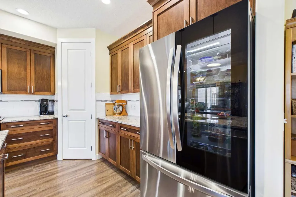 1910 High Park Circle NW High River AB T1V 0E7