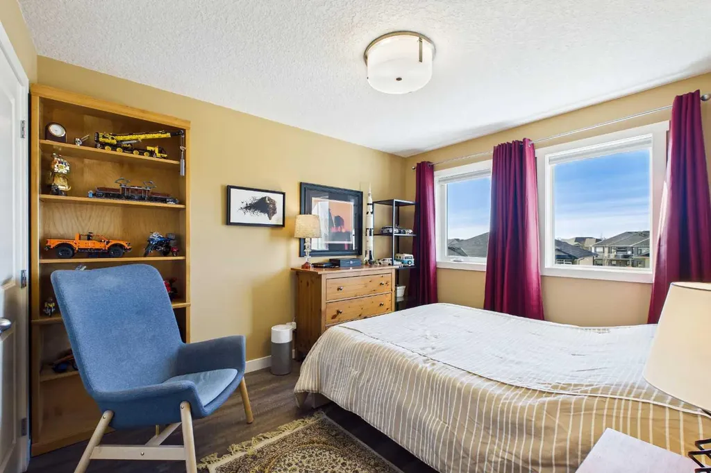 1910 High Park Circle NW High River AB T1V 0E7