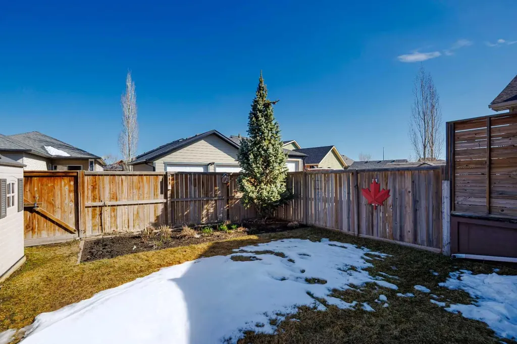 1910 High Park Circle NW High River AB T1V 0E7