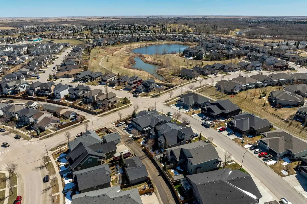 1910 High Park Circle NW High River AB T1V 0E7