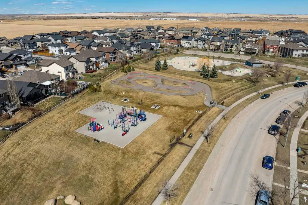 1910 High Park Circle NW High River AB T1V 0E7