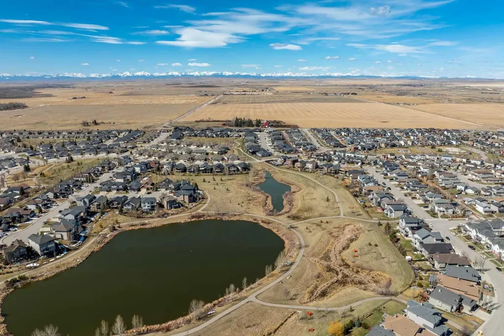 1910 High Park Circle NW High River AB T1V 0E7