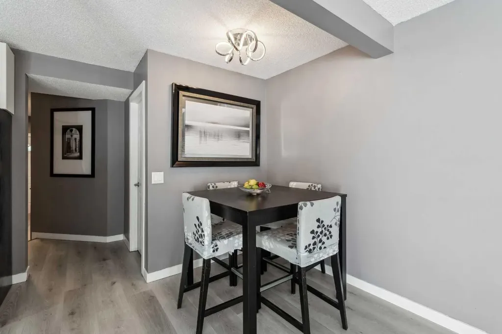 1336 154 Avenue SW Calgary AB T2Y 3E5