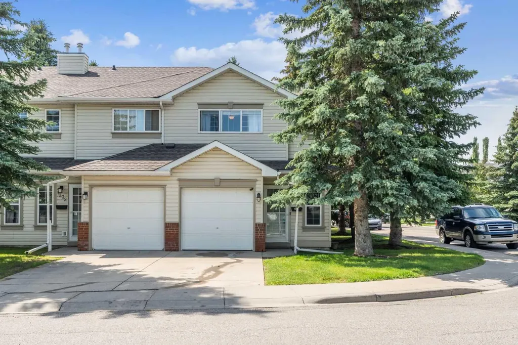 1336 154 Avenue SW Calgary AB T2Y 3E5