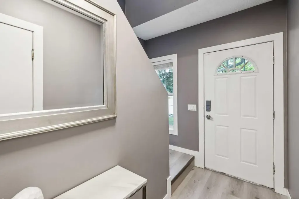 1336 154 Avenue SW Calgary AB T2Y 3E5
