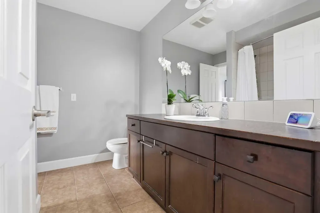 52 Windstone Green SW Airdrie AB T4B 0N5