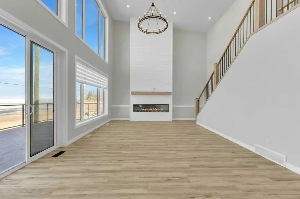 47 Bay View Street Rochon Sands AB T0C 3B0