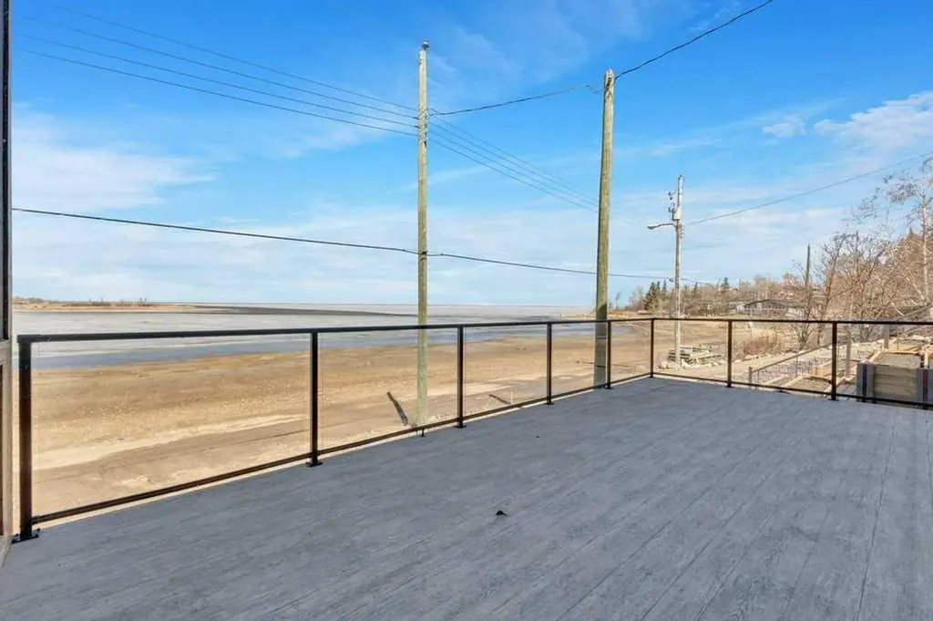 47 Bay View Street Rochon Sands AB T0C 3B0
