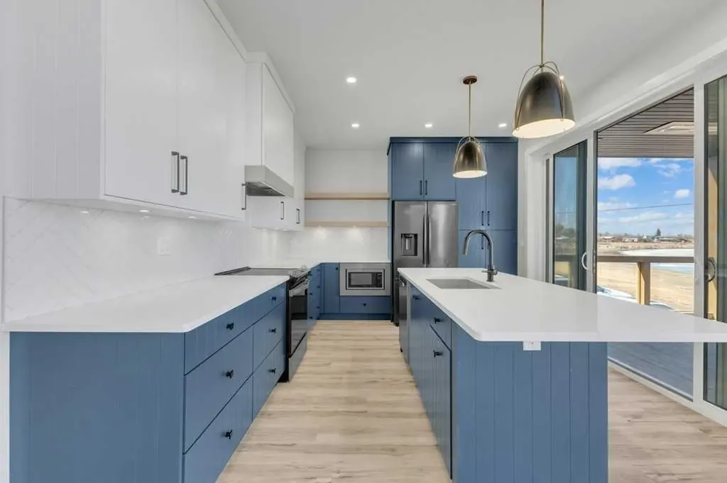 47 Bay View Street Rochon Sands AB T0C 3B0