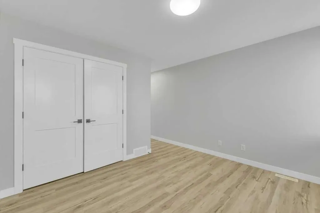 47 Bay View Street Rochon Sands AB T0C 3B0