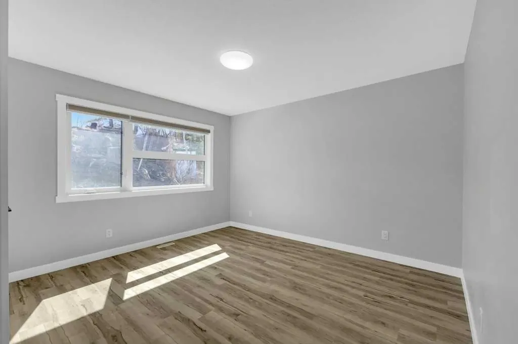 47 Bay View Street Rochon Sands AB T0C 3B0