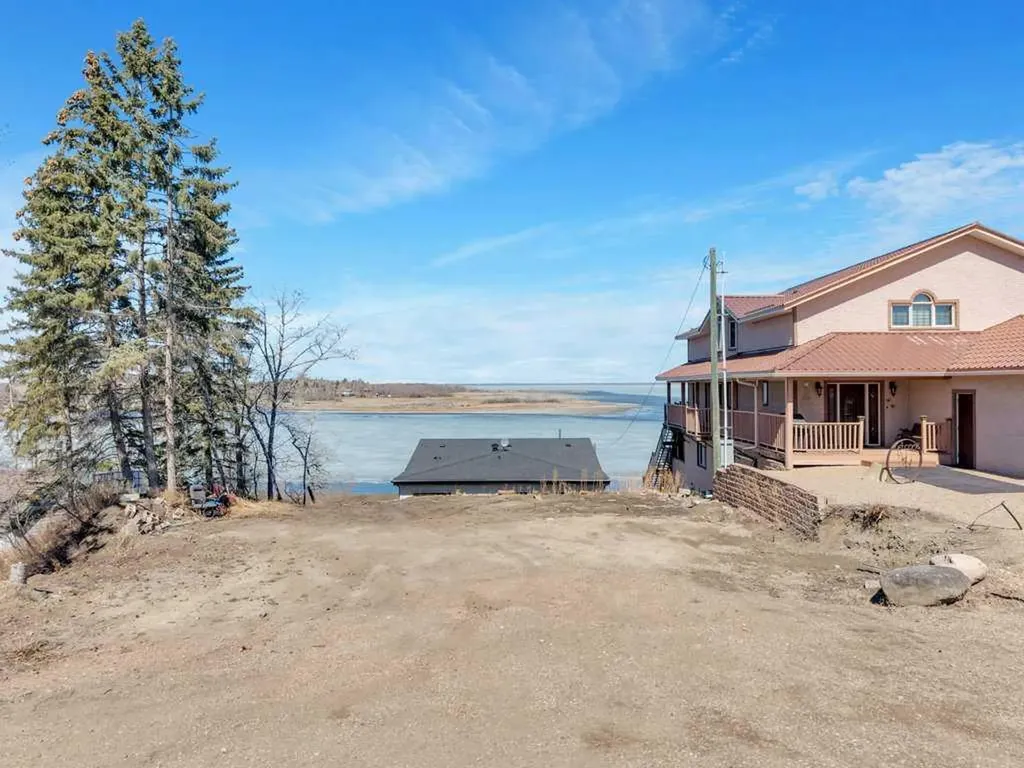 47 Bay View Street Rochon Sands AB T0C 3B0