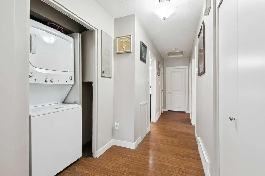 1440 45 Street SW Calgary AB T3C 2C2