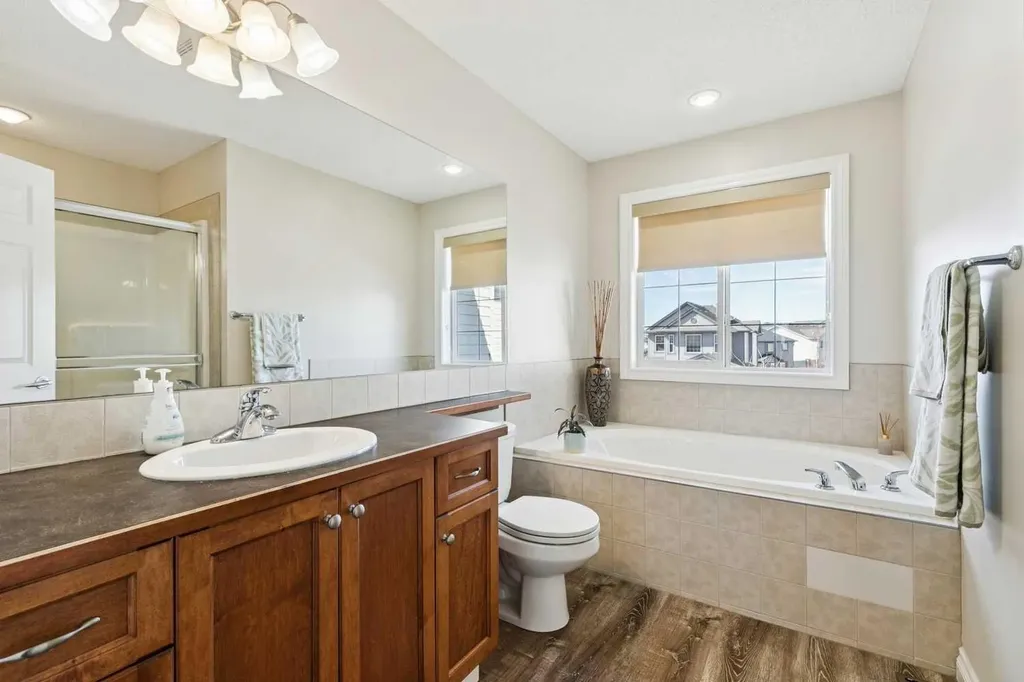 63 Westmount Circle Okotoks AB T1S 0B7