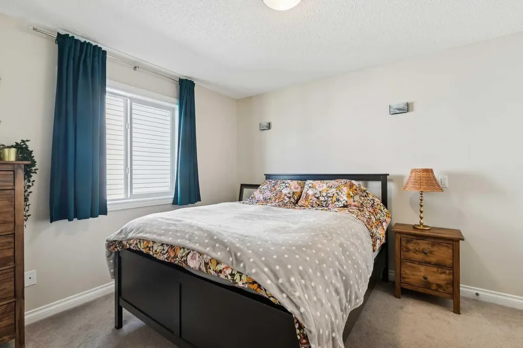 63 Westmount Circle Okotoks AB T1S 0B7
