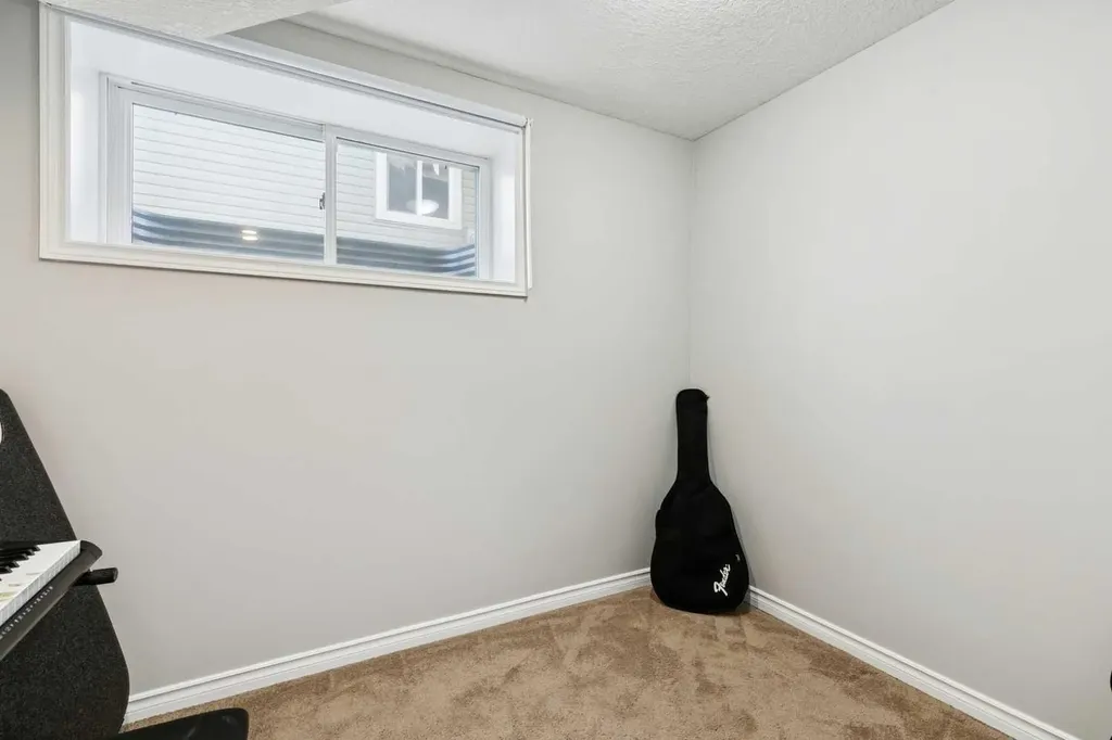 63 Westmount Circle Okotoks AB T1S 0B7